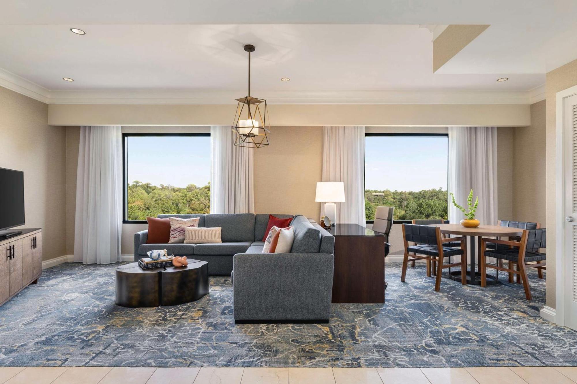 The Woodlands Resort, Curio Collection By Hilton 외부 사진