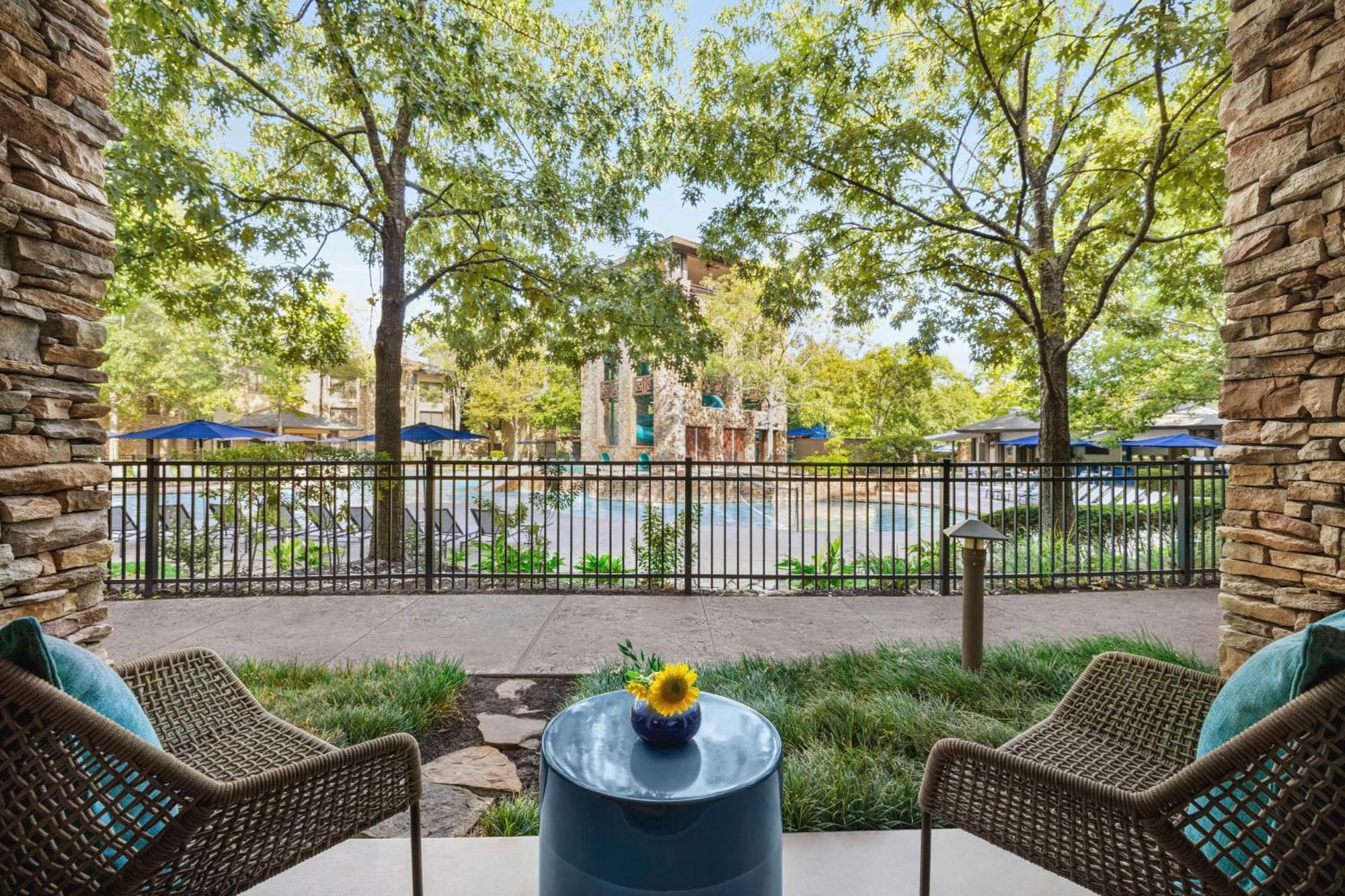 The Woodlands Resort, Curio Collection By Hilton 외부 사진