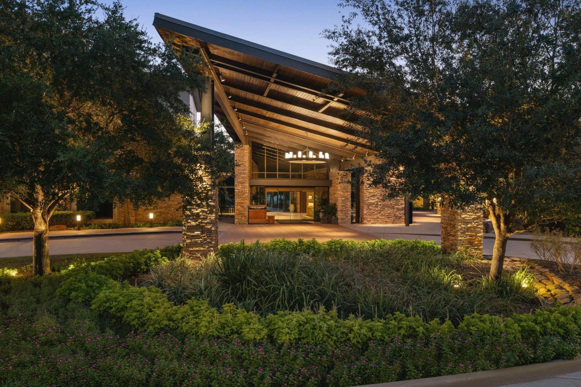 The Woodlands Resort, Curio Collection By Hilton 외부 사진